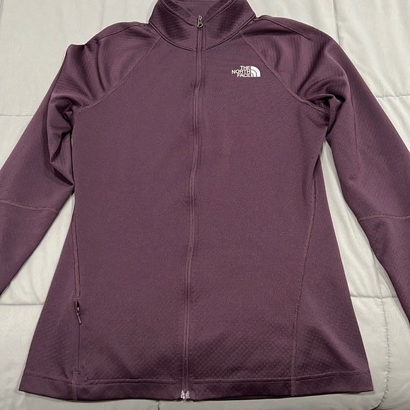 The North Face Jackets & Blazers - The North Face women’s lightweight zip-jacket